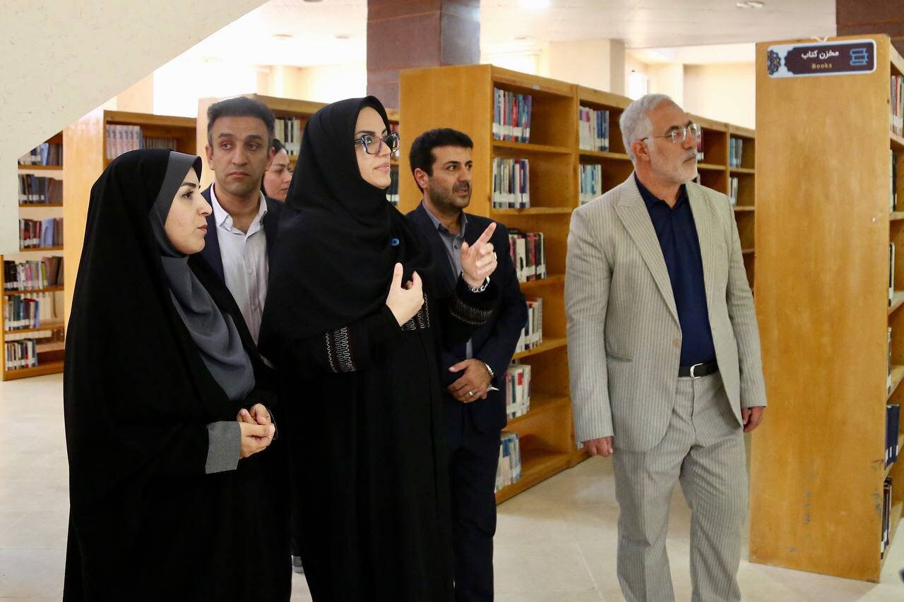 از اختتامیه سومین جشنواره «نهال امید» تا دیدار با خانواده شهید مدافع امنیت/ بازدید از ۱۶ کتابخانه عمومی
