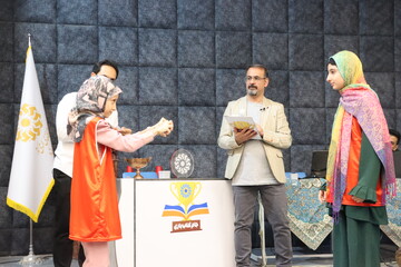 «جام کتابازی» در کتابخانه مرکزی یزد برگزار شد