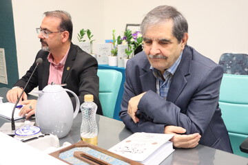 آیین رونمایی از کتاب «تاریخ ادبیات منثور یزد»