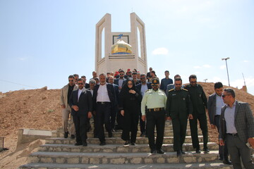 حضور در یادمان شهدای کمنام خفر و شرکت در جلسه شورای اداری خفر