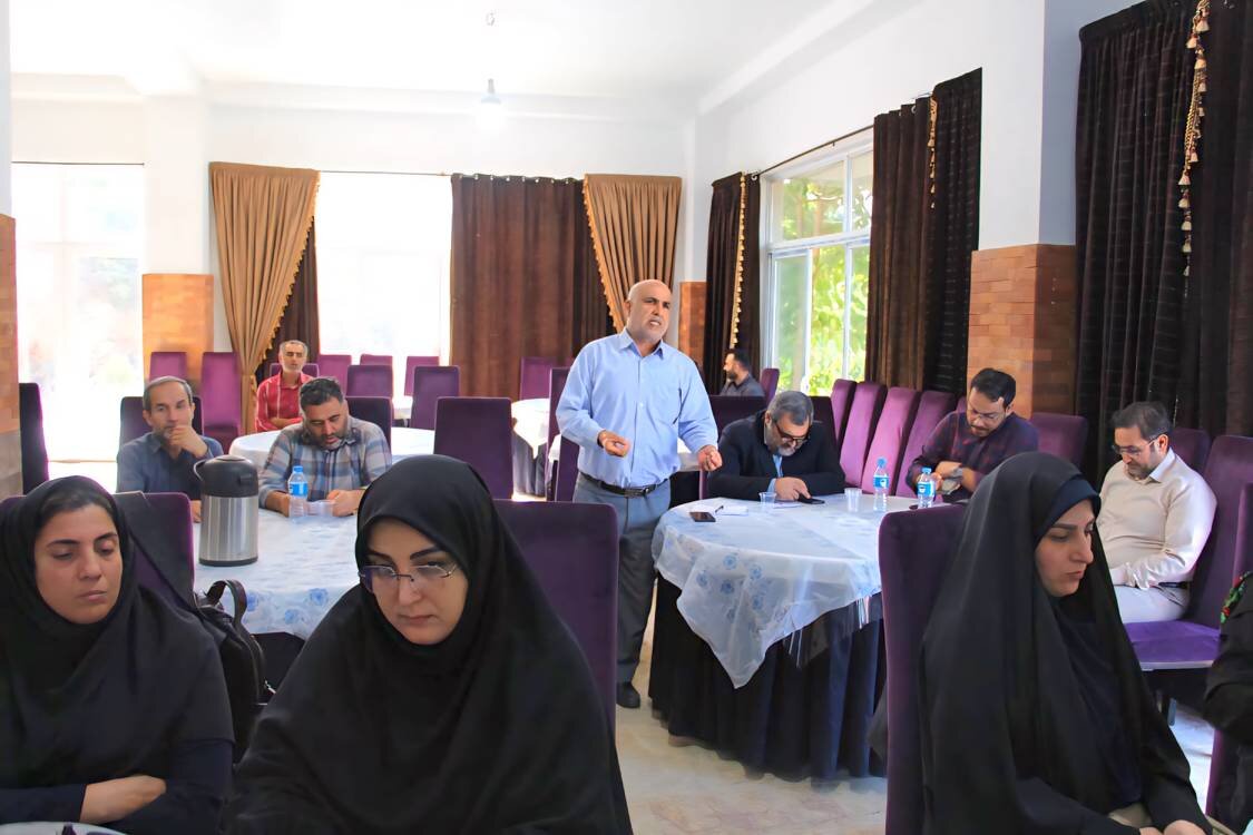 سومین جلسه شورای اداری کتابخانههای عمومی گلستان برگزار شد