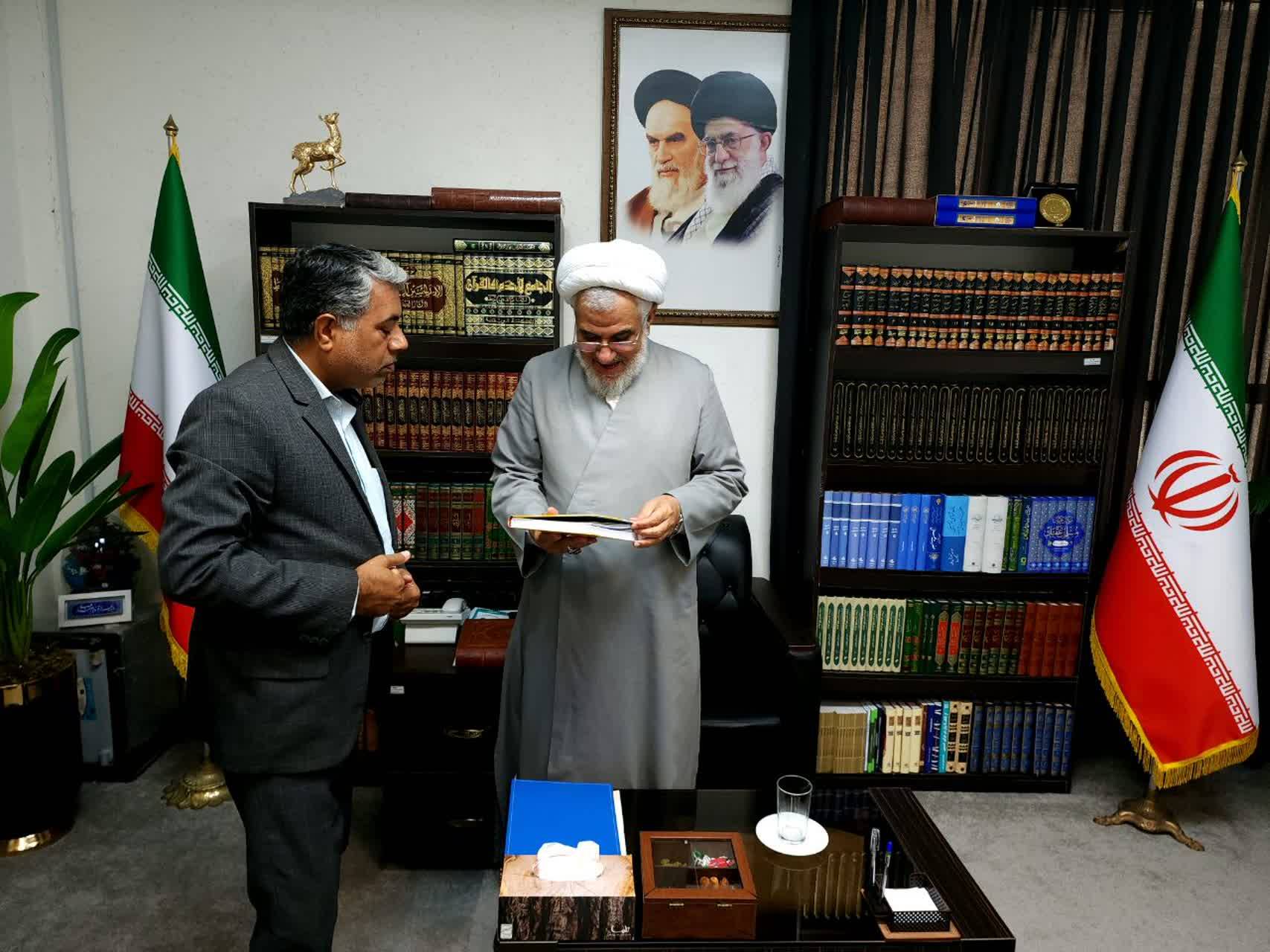 تاکید بر تسریع در افتتاح کتابخانه مرکزی بندرعباس و گسترش فرهنگ مطالعه در استان