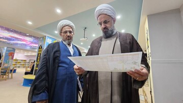 بازدید حجت الاسلام و المسلمین طاهری سرپرست ستادامر به معروف و نهی از منکرکشور از کتابخانه موسوی گلشهرزنجان