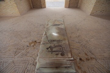 تجدید بیعت با آرمان‌های شهدا با حضور دبیرکل نهاد در گلزار شهدای اردکان