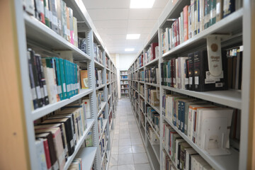 آیین بازگشایی کتابخانه آیت‌الله حائری اردکان