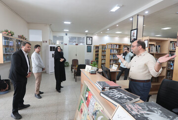 بازدید از کتابخانه فاضل اردکان