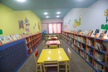 بازگشایی کتابخانه عمومی امام هادی (ع) مهریز