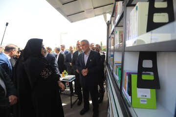 راه‌اندازی شصت‌وهفتمین کتابخانه سیار کشور در یزد