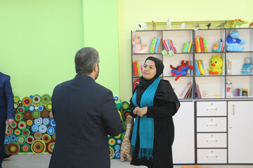 بازدید از کتابخانه مرکزی یزد