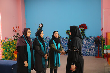 بازدید از کتابخانه مرکزی یزد