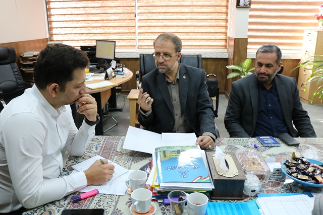 مدیرکل کتابخانه‌های عمومی با مدیرکل دفتر امور شهری و شوراهای استانداری سمنان دیدار کرد