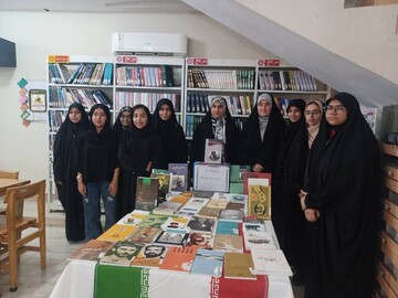 نمایشگاه کتاب دفاع مقدس در کتابخانه های هرمزگان
