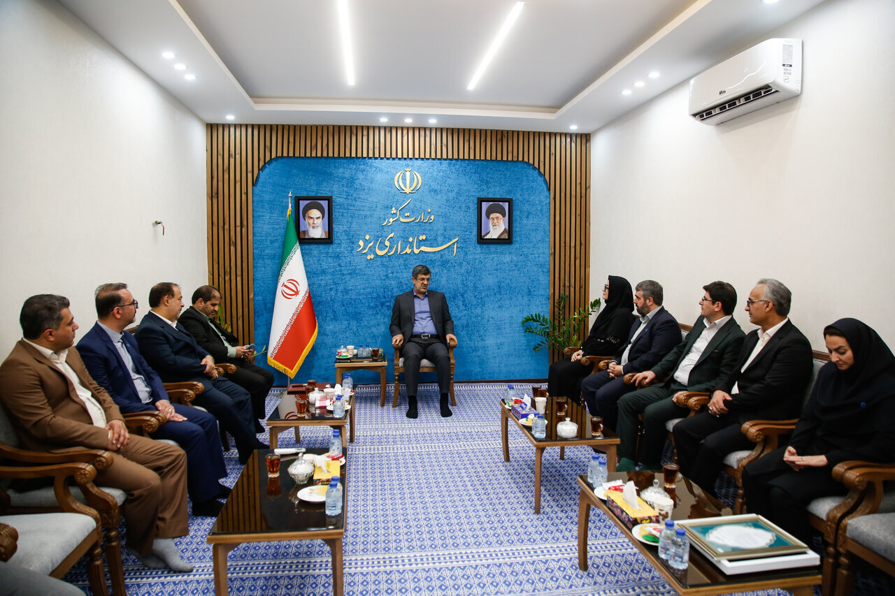 از راهاندازی شصتوهفتمین کتابخانه سیار کشور تا تجدید بیعت با آرمانهای شهدا/ افتتاح، بازگشایی و بازدید از ۹ کتابخانه عمومی