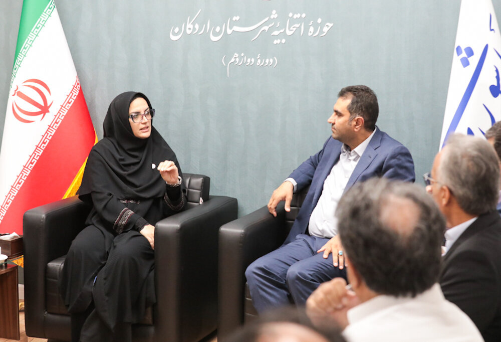 از راهاندازی شصتوهفتمین کتابخانه سیار کشور تا تجدید بیعت با آرمانهای شهدا/ افتتاح، بازگشایی و بازدید از ۹ کتابخانه عمومی