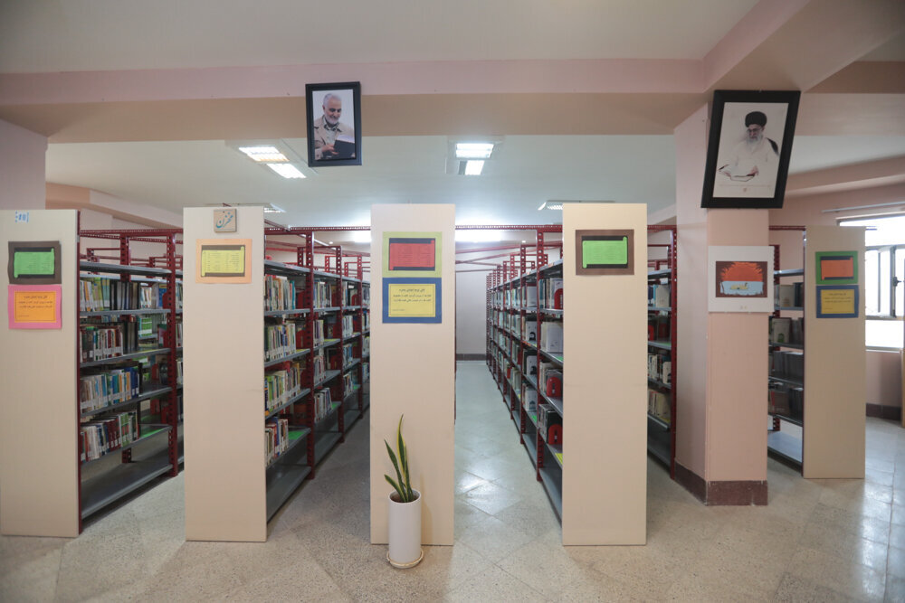 از راهاندازی شصتوهفتمین کتابخانه سیار کشور تا تجدید بیعت با آرمانهای شهدا/ افتتاح، بازگشایی و بازدید از ۹ کتابخانه عمومی