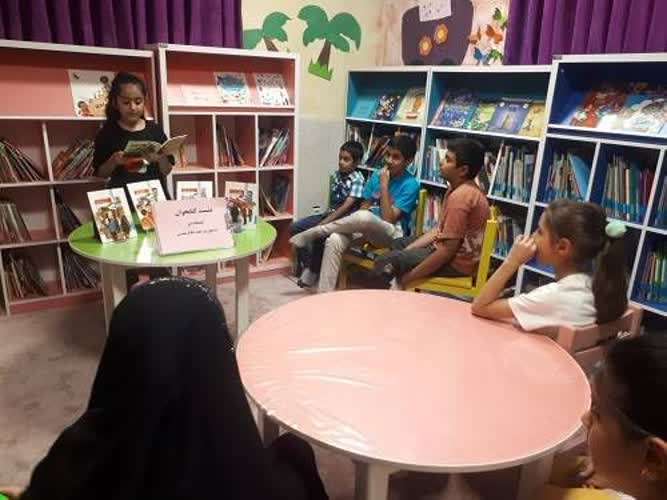 گرامیداشت هفته دفاع مقدس در کتابخانههای عمومی استان مرکزی