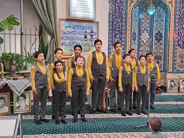 کتاب «خاطرات یک زندگی» در مشهد رونمایی شد