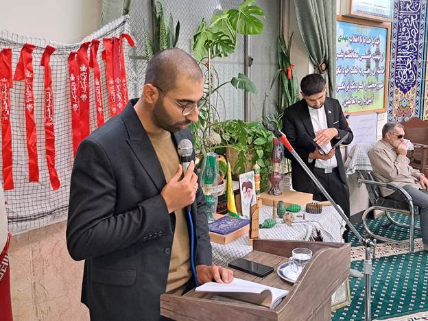 کتاب «خاطرات یک زندگی» در مشهد رونمایی شد