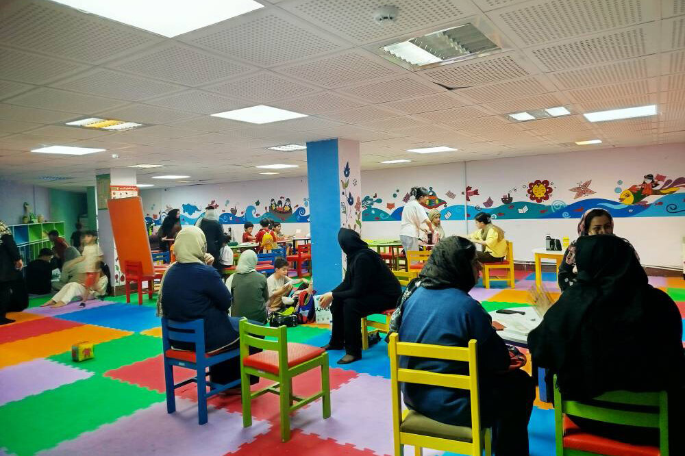 تابستانی پربار با برنامه‌های فرهنگی و آموزشی در کتابخانه مرکزی ایلام