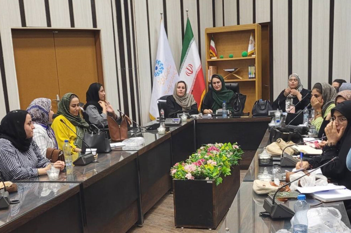 تابستانی پربار با برنامه‌های فرهنگی و آموزشی در کتابخانه مرکزی ایلام