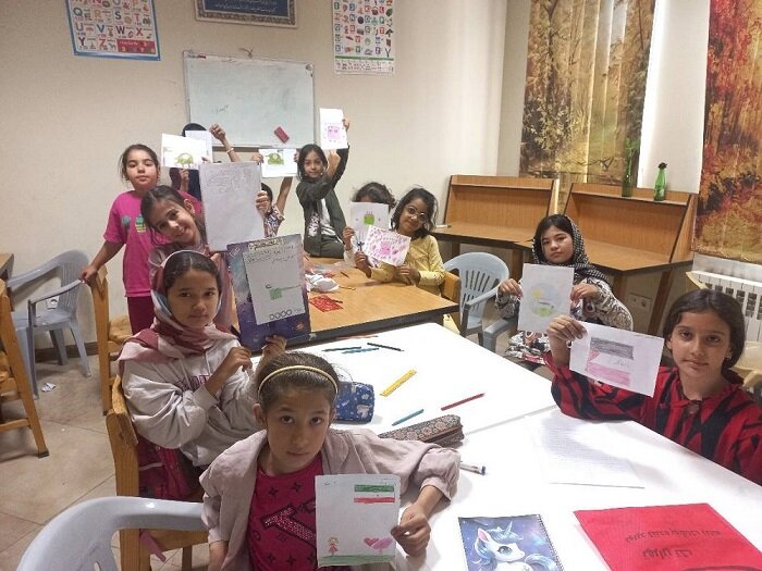 نشستهای کتابمحور با هدف گرامیداشت هفته دفاع مقدس در کتابخانههای استان تهران