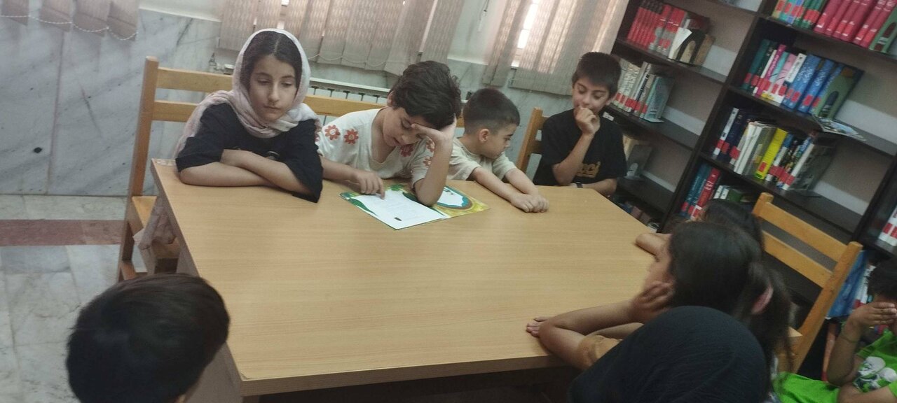 نشست‌های کتاب‌محور با هدف گرامیداشت هفته دفاع مقدس در کتابخانه‌های استان تهران
