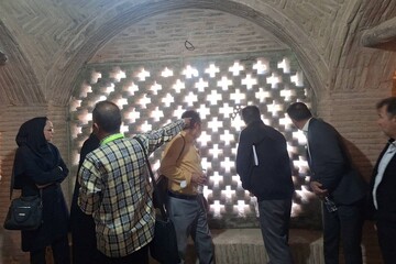 بازدید از از مجموعه تاریخی و فرهنگی تخت فولاد اصفهان