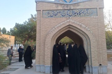 بازدید از از مجموعه تاریخی و فرهنگی تخت فولاد اصفهان