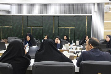 جلسه شورای اداری اداره کل کتابخانه‌های عمومی استان اصفهان