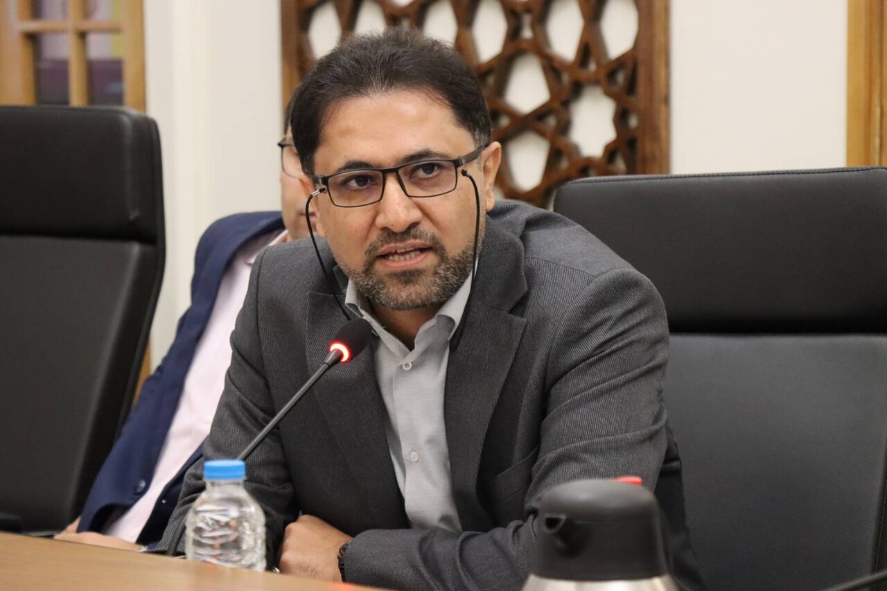 ارتقای جایگاه فصلنامه «تحقیقات اطلاع‌رسانی و کتابخانه‌های عمومی» در دستور کار