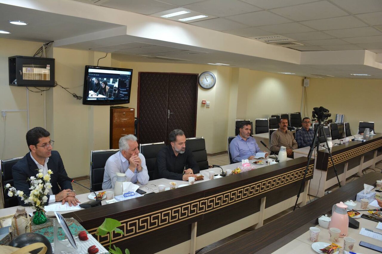 یادمان «قلمداران دفاع مقدس» در کتابخانه امیرکبیر کرمانشاه برگزار شد