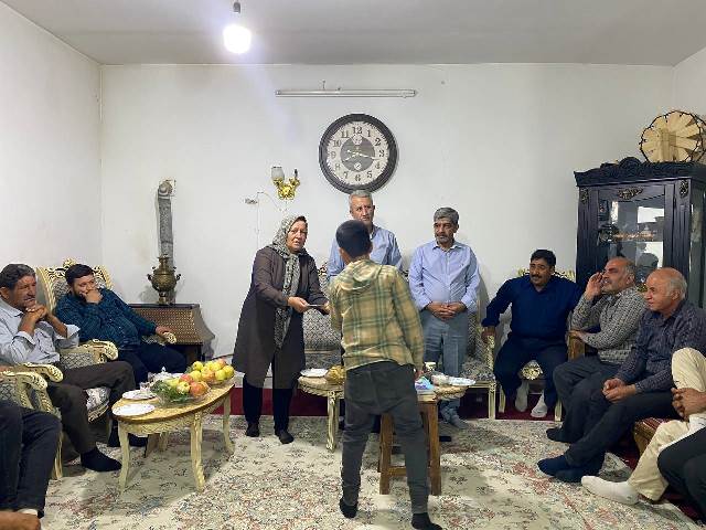 جشن امضای کتاب «فرهنگ مصور حیوانات در گویش الیکایی» در آرادان برگزار شد