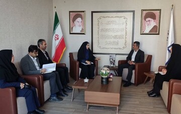 تعامل اداره‌کل کتابخانه‌ها با فرمانداری شهرکرد