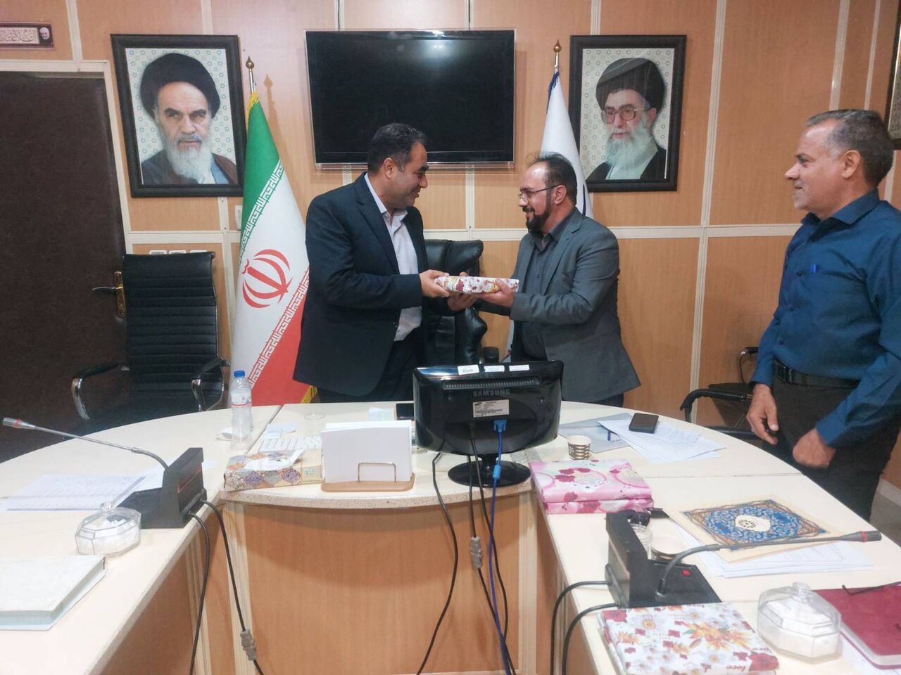 جلسه انجمن کتابخانههای عمومی شهرستان زرند برگزار شد