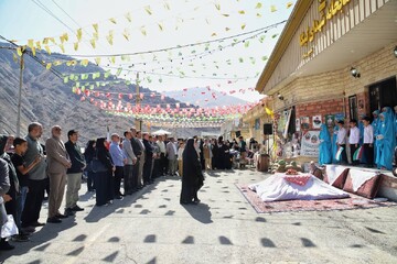 افتتاح سومین نمایشگاه کسب و کارهای کوچک در کتابخانه عمومی شهدای کیگا