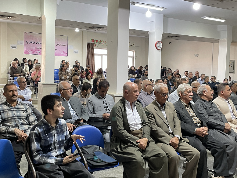 کتاب «دایکم دوو جار گریا» رونمایی شد