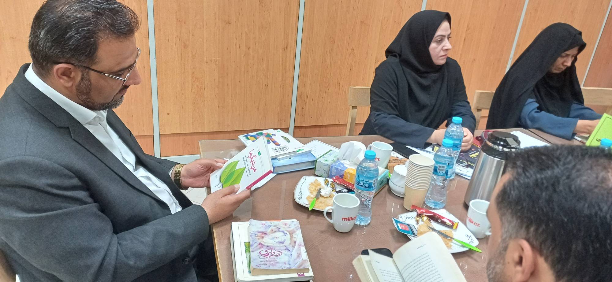 دومین جلسه انجمن کتابخانه‌های عمومی شهرستان سرخس برگزار شد