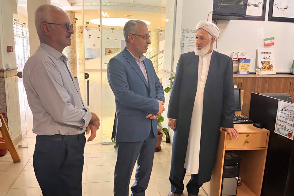 بازدید مدیران‌کل کتابخانه‌های عمومی و فرهنگ و ارشاد اسلامی گلستان از کتابخانه شهید مقصودلو راد سرخنکلاته
