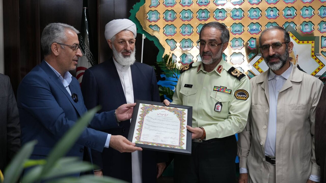 مدیران فرهنگی گلستان با فرمانده انتظامی استان دیدار کردند