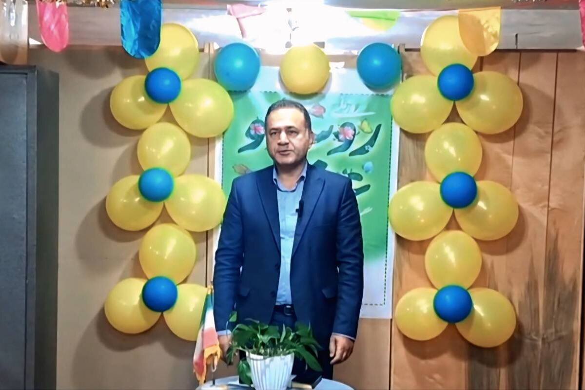 آیین گرامیداشت روز ملی روستا و عشایر در کتابخانه عمومی صفی‌آباد برگزار شد