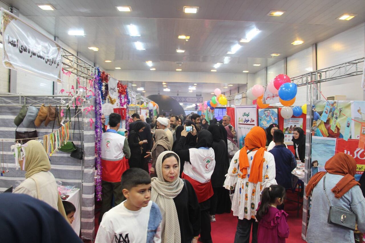 غرفه کتابخانه‌های عمومی شهرستان گرگان در نمایشگاه هفته کودک برپا شد