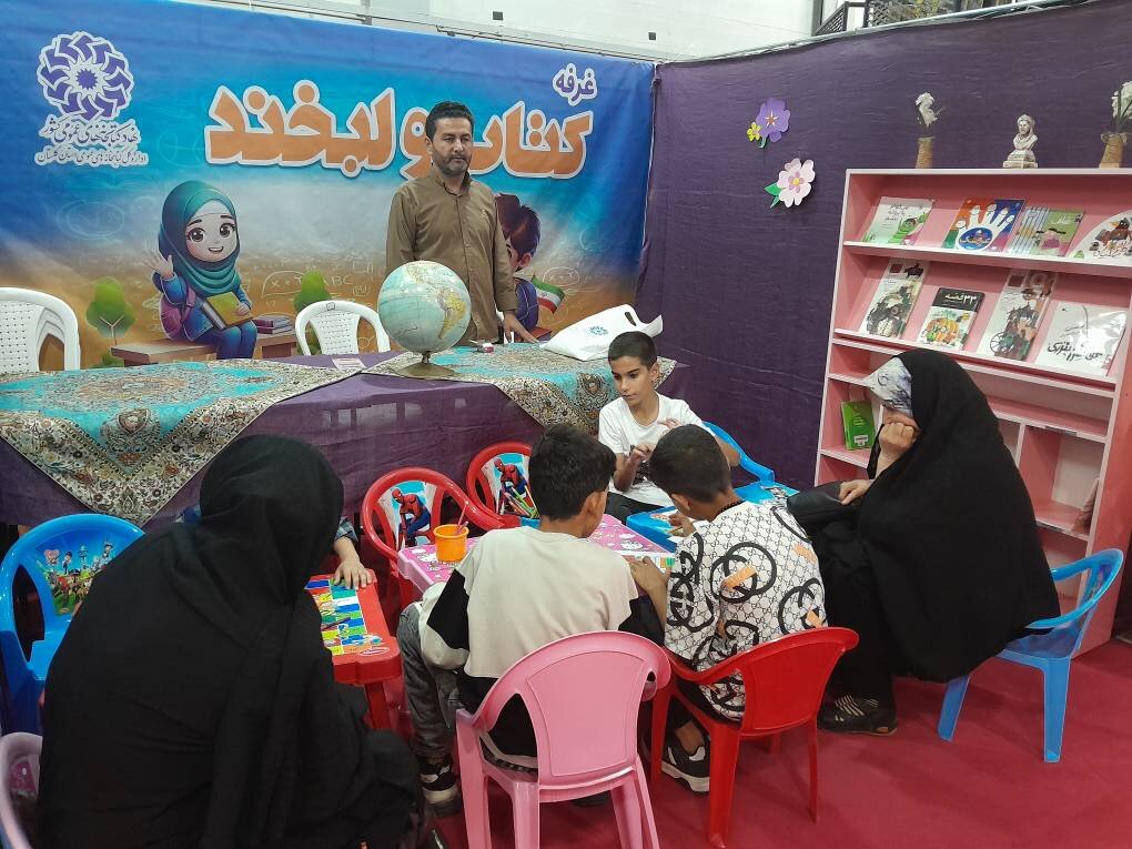 غرفه کتابخانه‌های عمومی شهرستان گرگان در نمایشگاه هفته کودک برپا شد