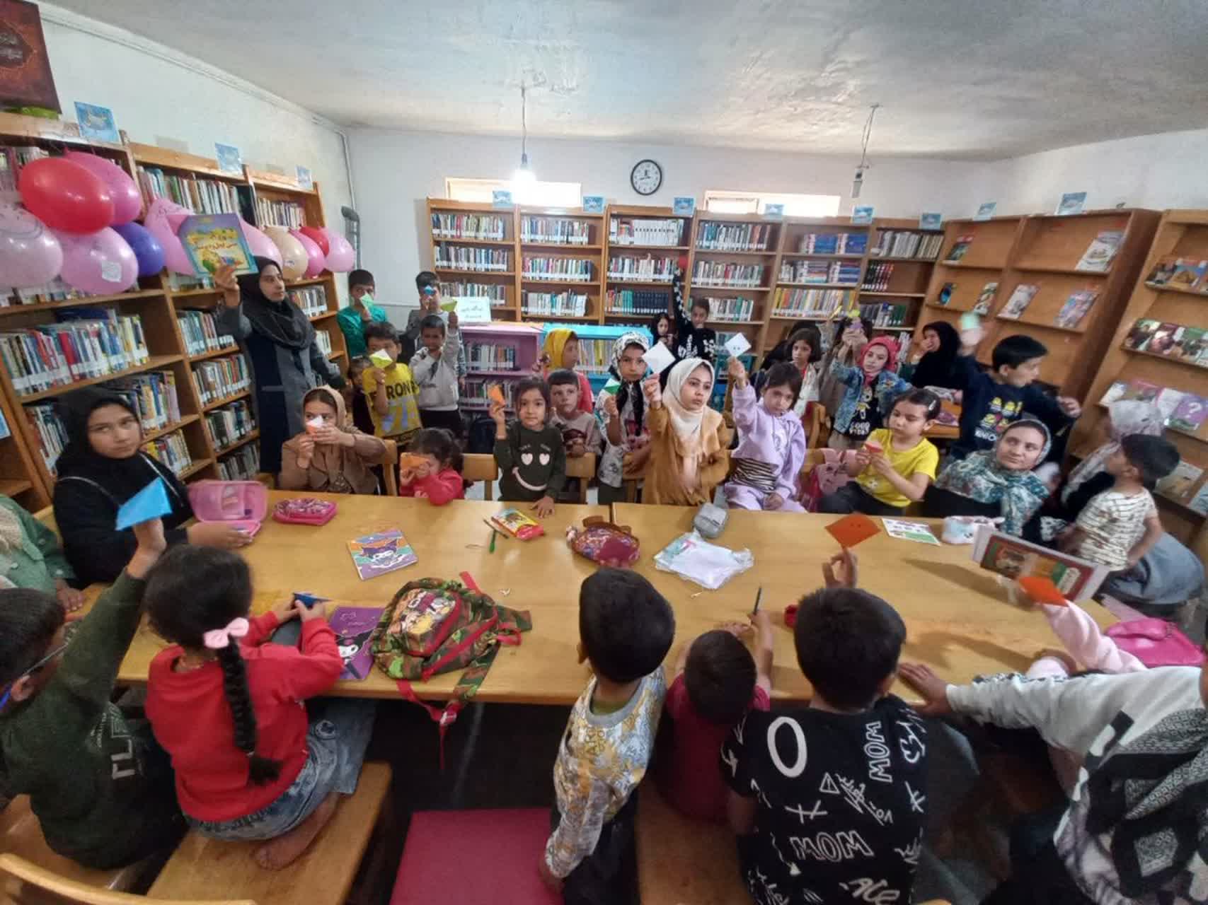 حال خوش کودکان در کتابخانههای عمومی استان مرکزی