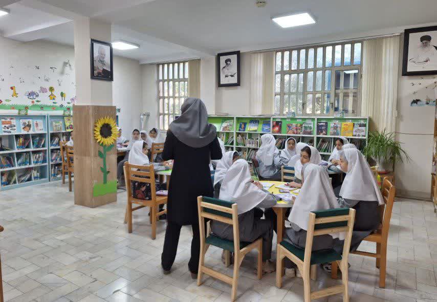 گرامیداشت هفته ملی کودک در کتابخانه‌های عمومی استان مرکزی