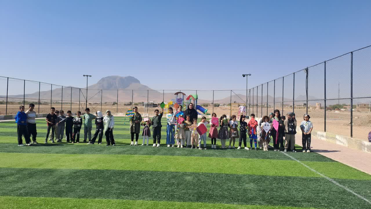 گرامیداشت هفته ملی کودک در کتابخانههای عمومی استان مرکزی