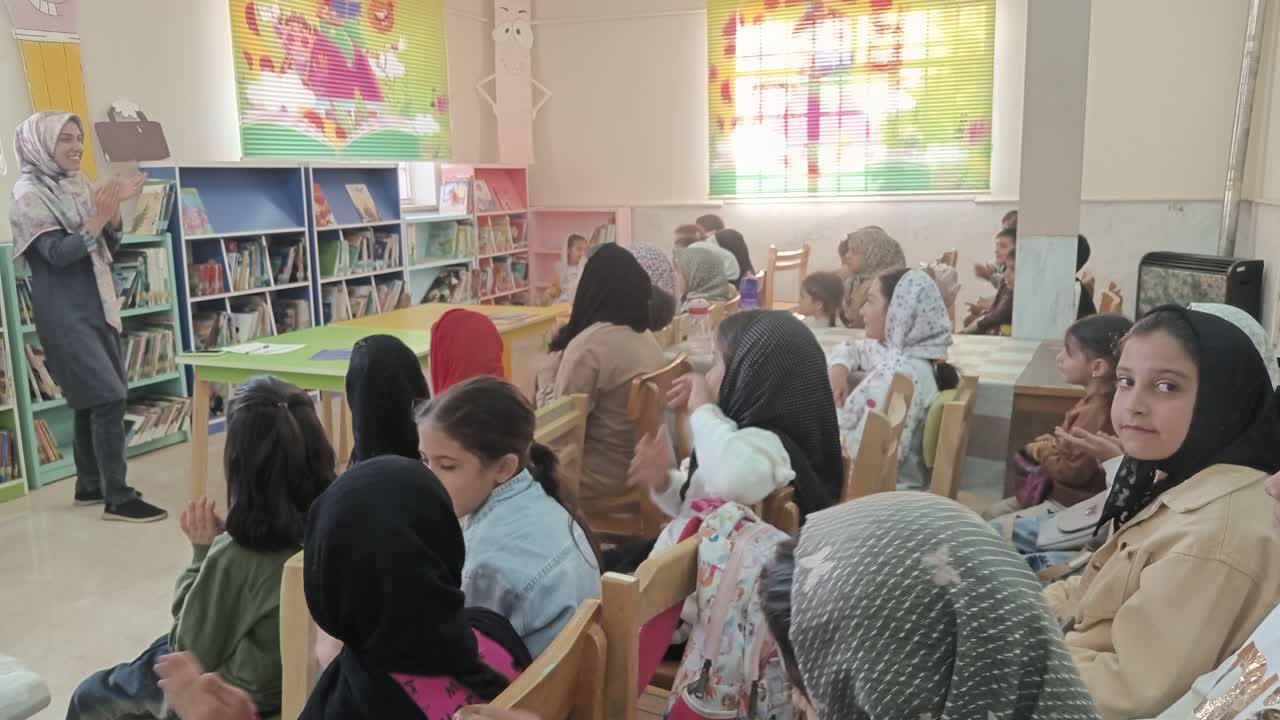 گرامیداشت هفته ملی کودک در کتابخانه‌های عمومی استان مرکزی