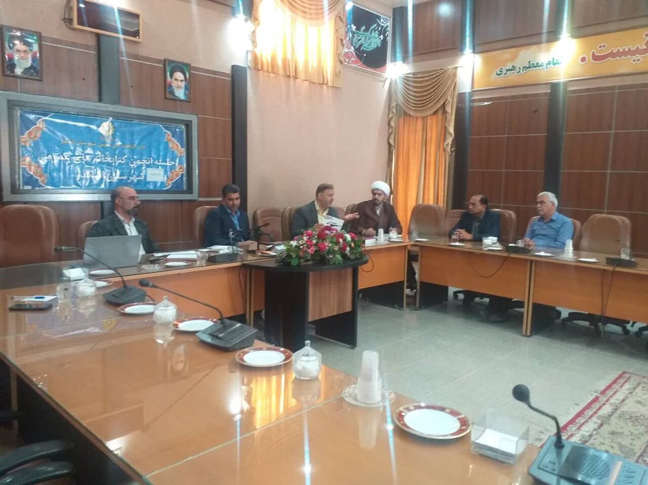 دومین جلسه مشترک انجمن کتابخانههای عمومی شهرستان اشکذر برگزار شد