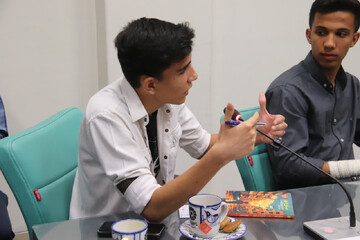 همراهی نوجوانان با بهزاد دانشگر در «خیابان الزهرا»