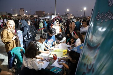 برپایی غرفه فرهنگی کتابخانه‌های عمومی بوشهر در جشن پرواز بادبادک‌ها