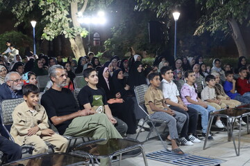جشن بزرگ روز جهانی کودک با همکاری کتابخانه عمومی حضرت زهرا(س) برگزار شد